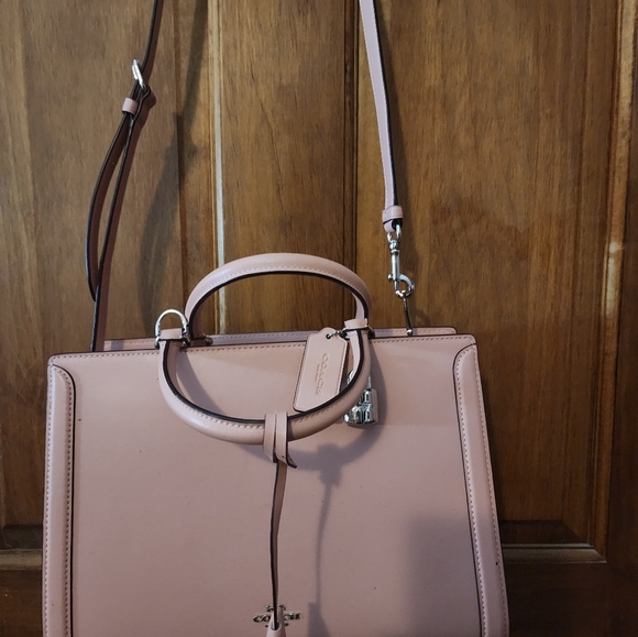 Coach - Picture 5 of 5